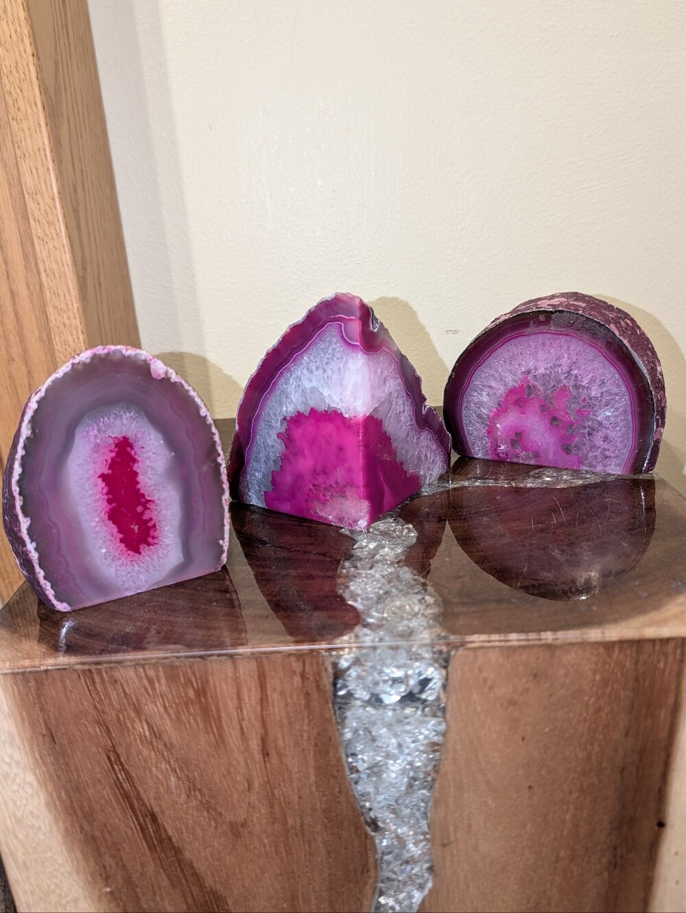 Agate Geode Sections Set of 3 Bright Pink - Picture 2 of 16